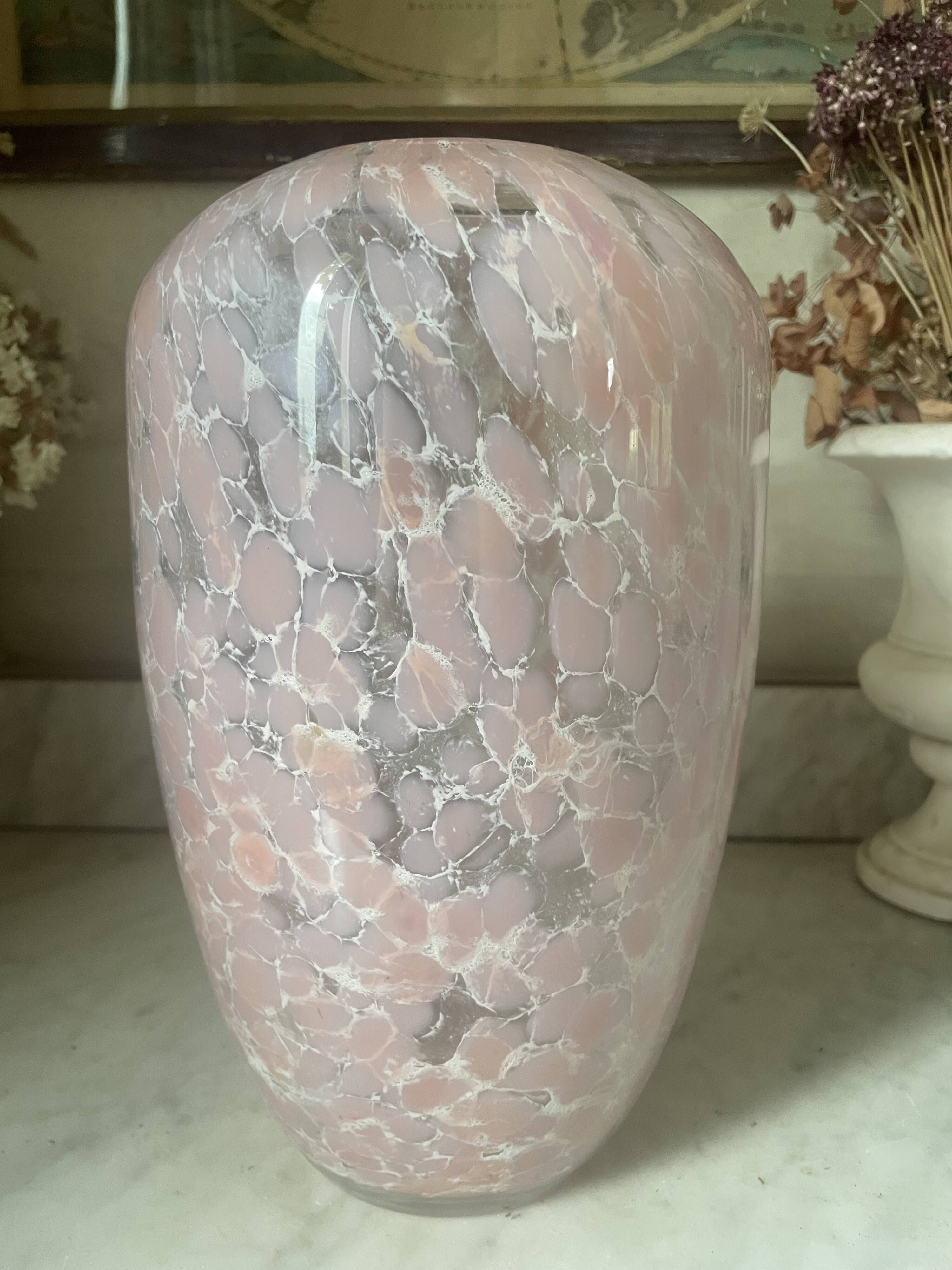 Marbled pink blown glass art vase, La Rochère