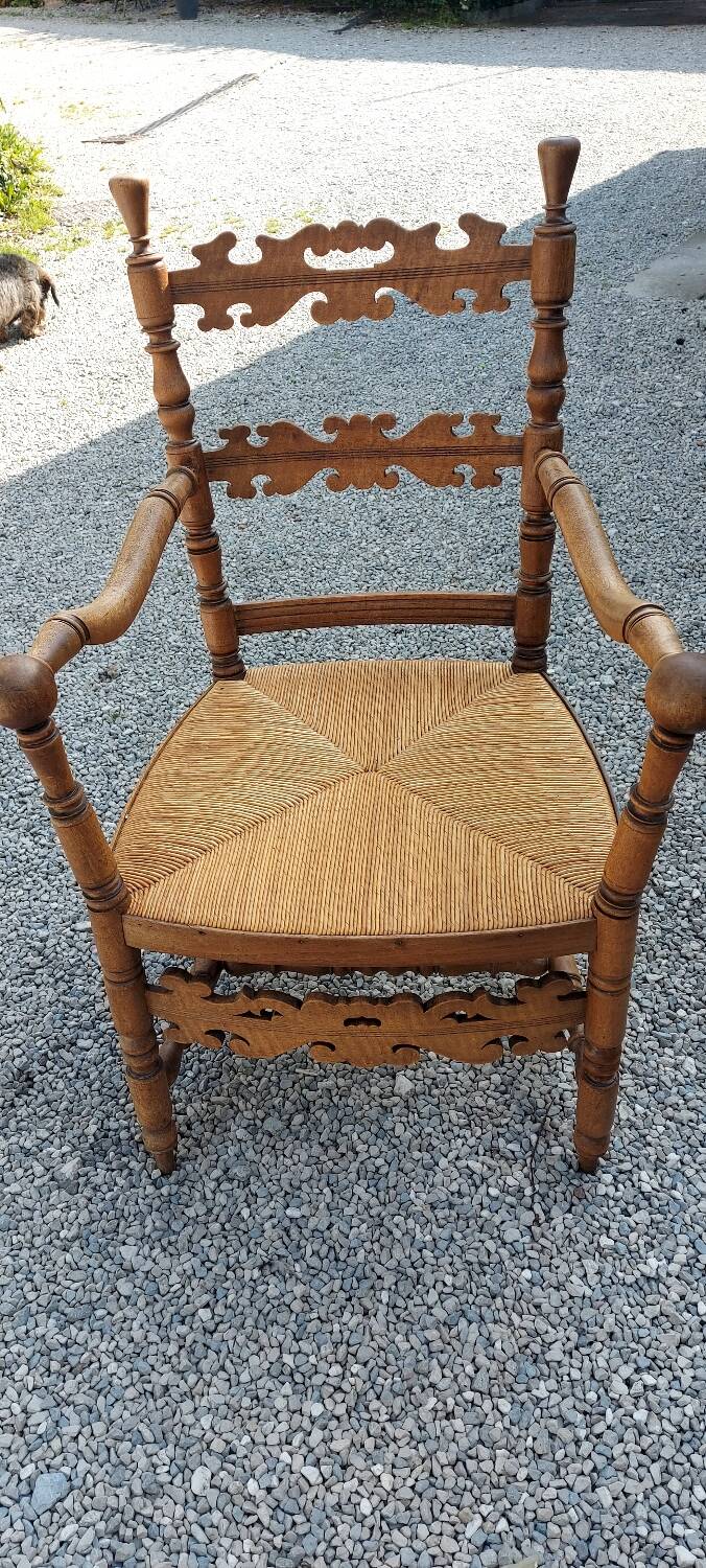 Armchair with straw seat