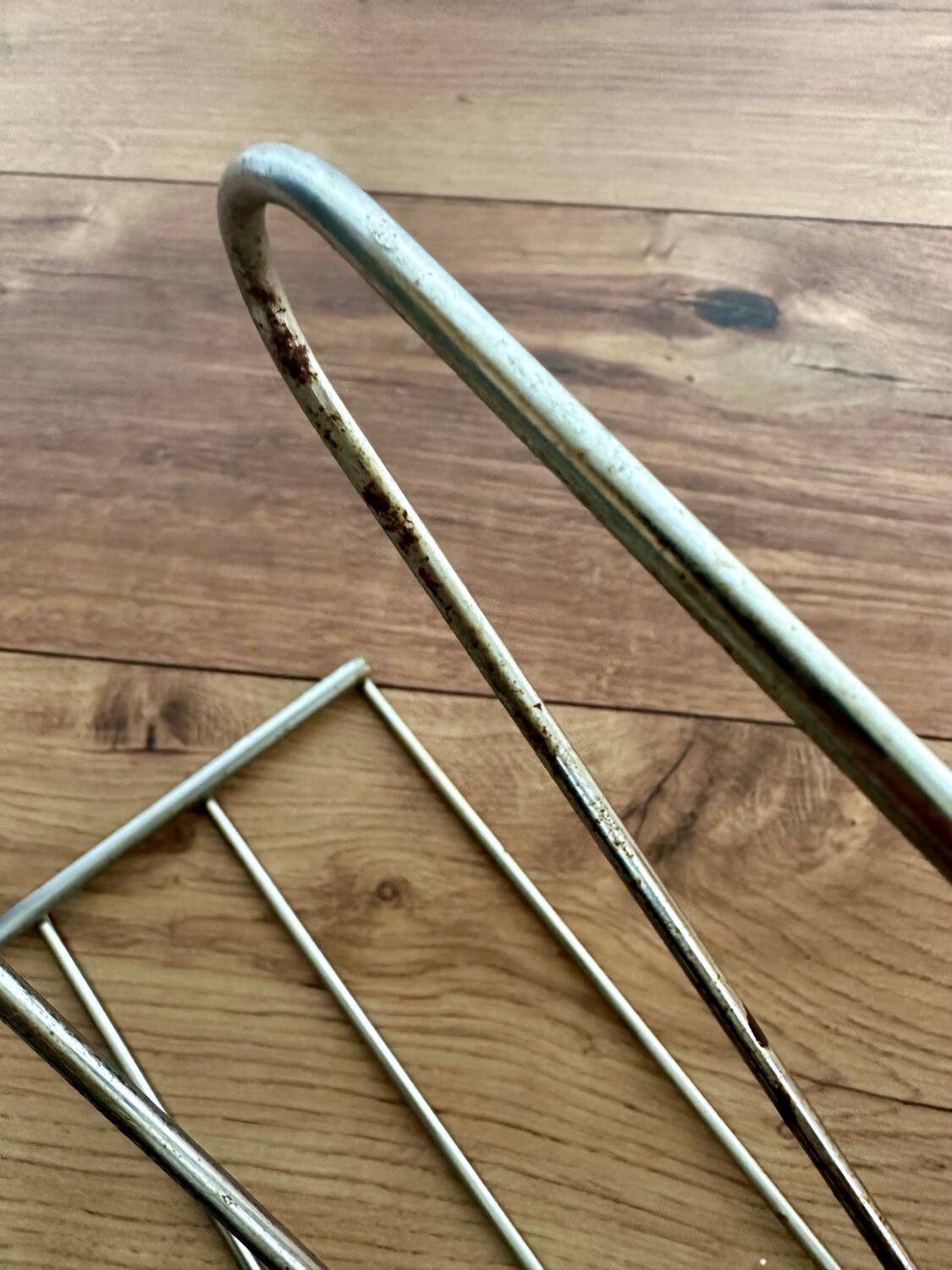 Metal magazine rack, Atelier A model Z, 1970s
