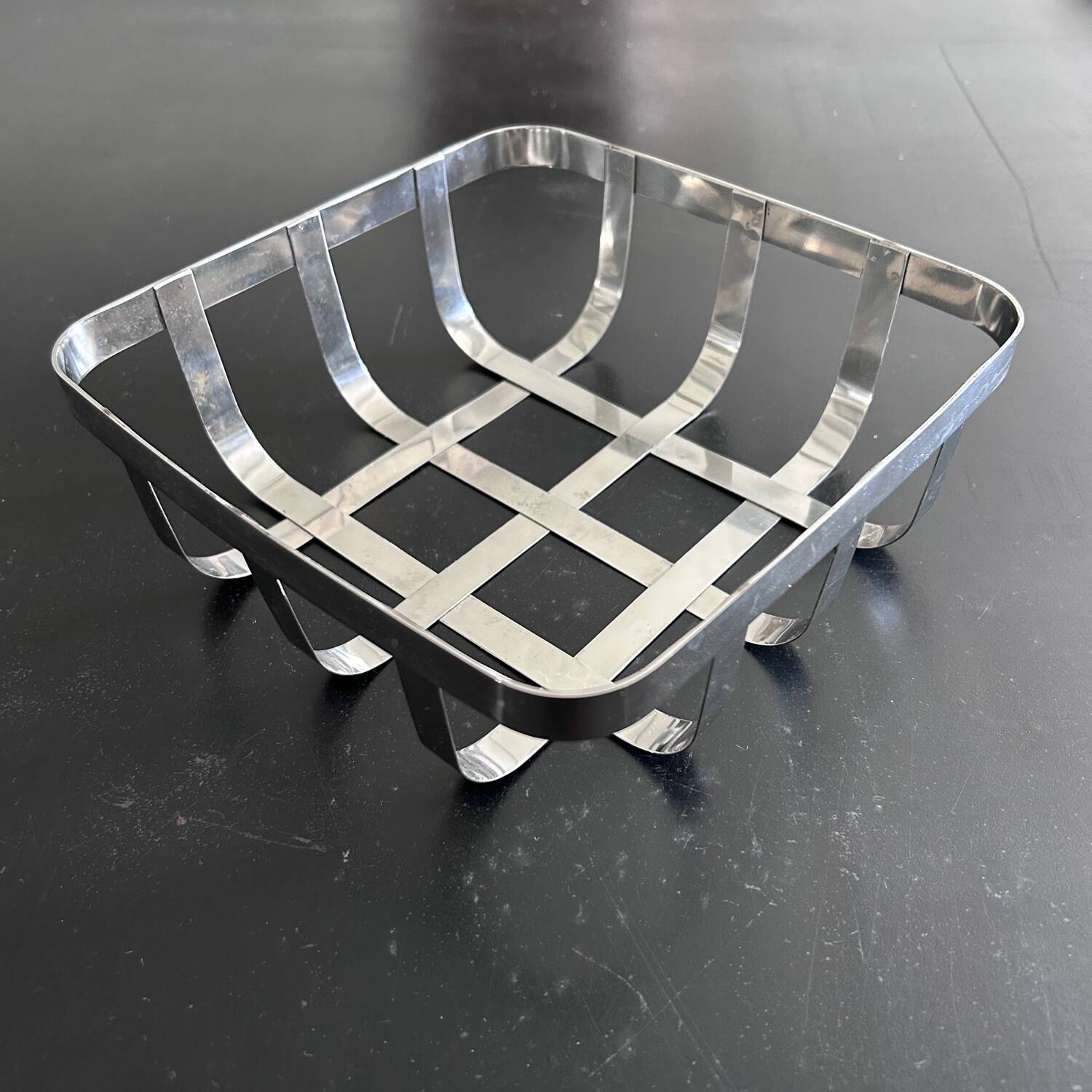 Braided stainless steel pocket emptier