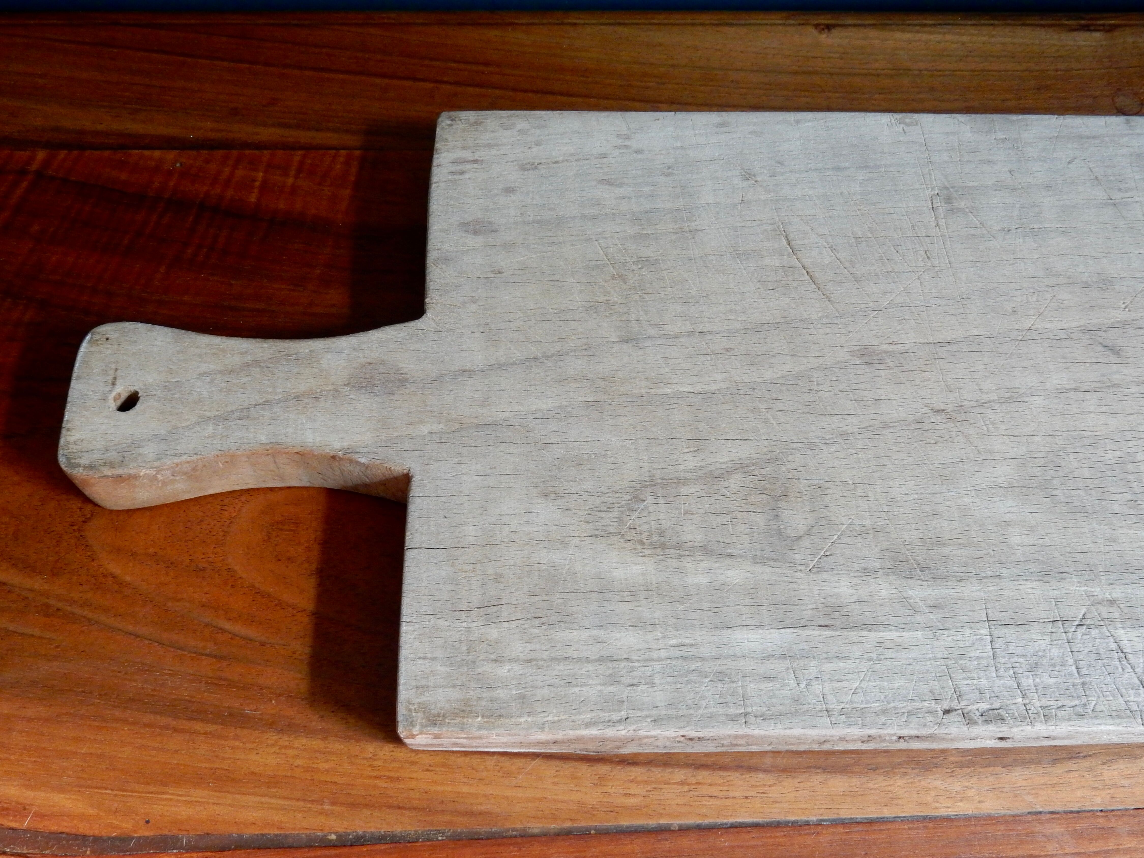 Planche à découper en bois