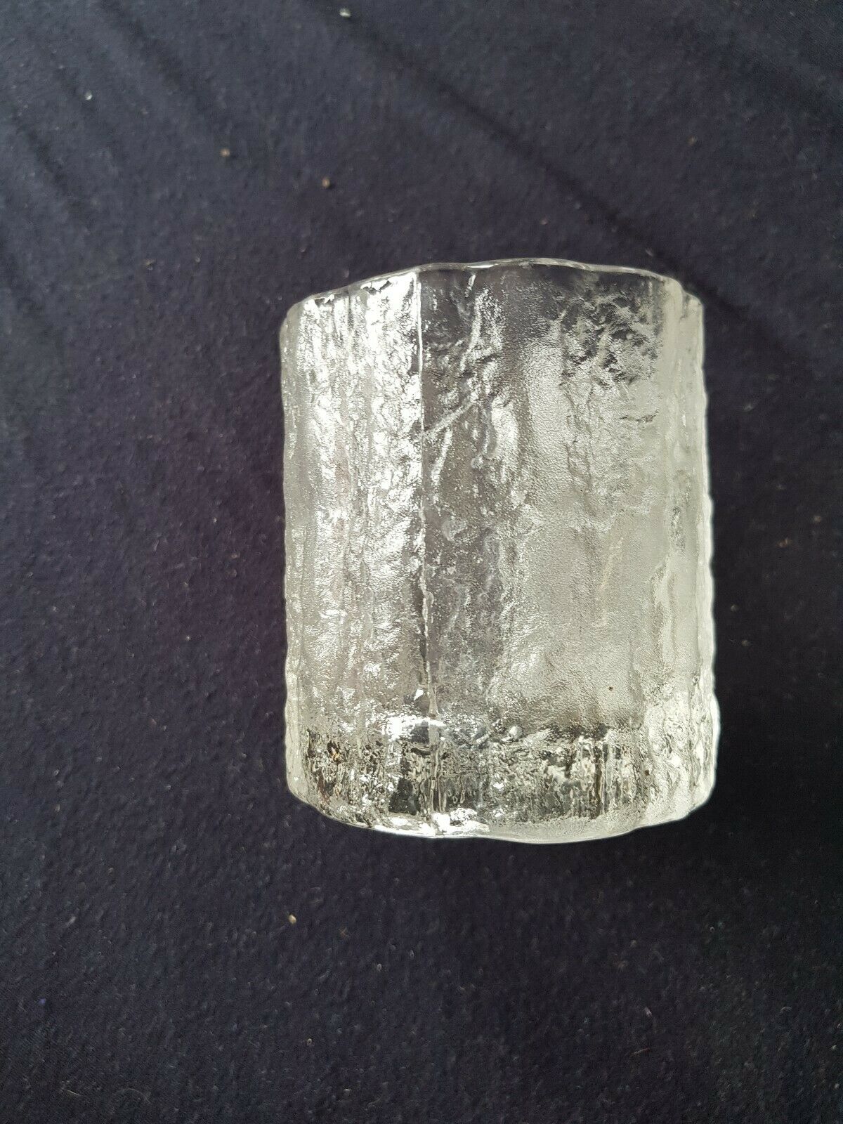 Lot of 4 whiskey glasses with its ice bucket frosted style