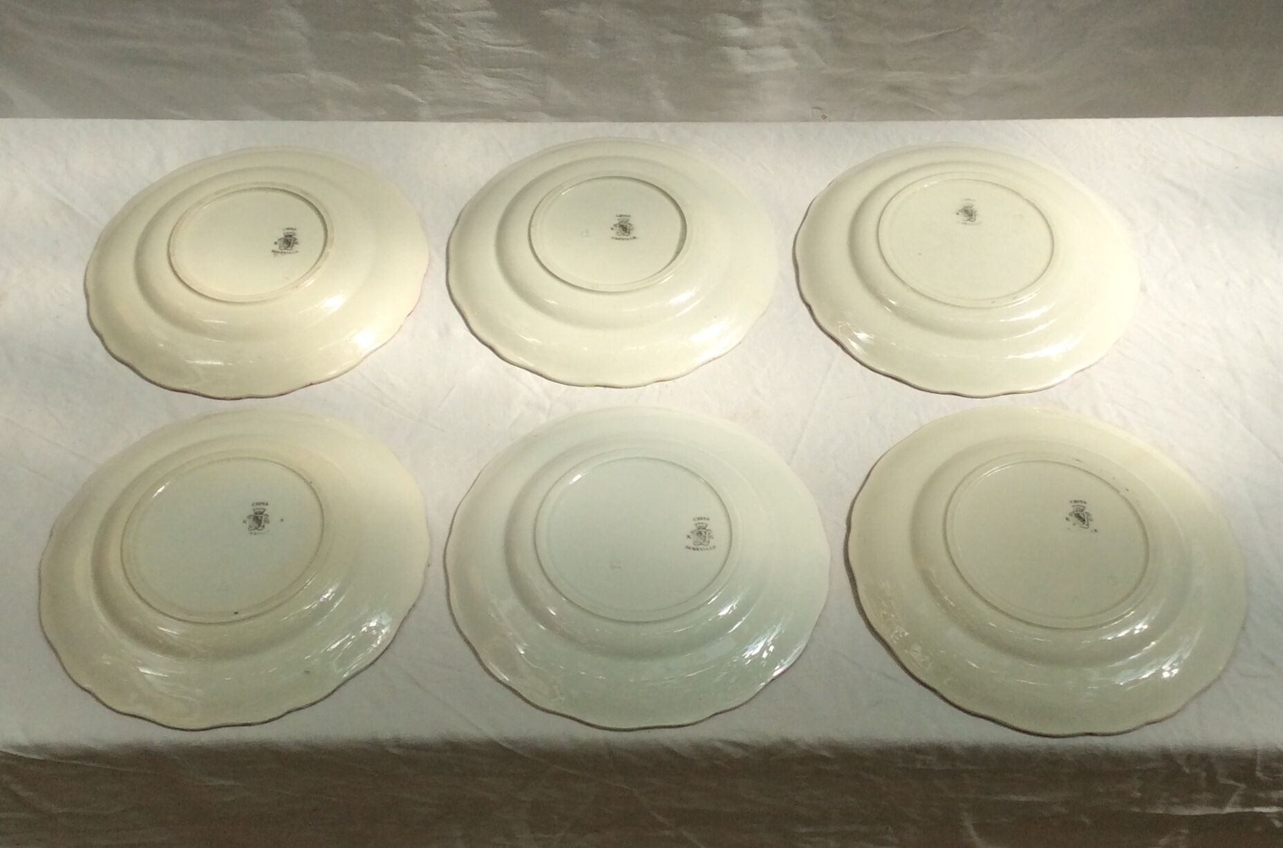 Lot of 6 old flat plates Lunéville model China in earthenware dimension: D-24cm- height -2,5