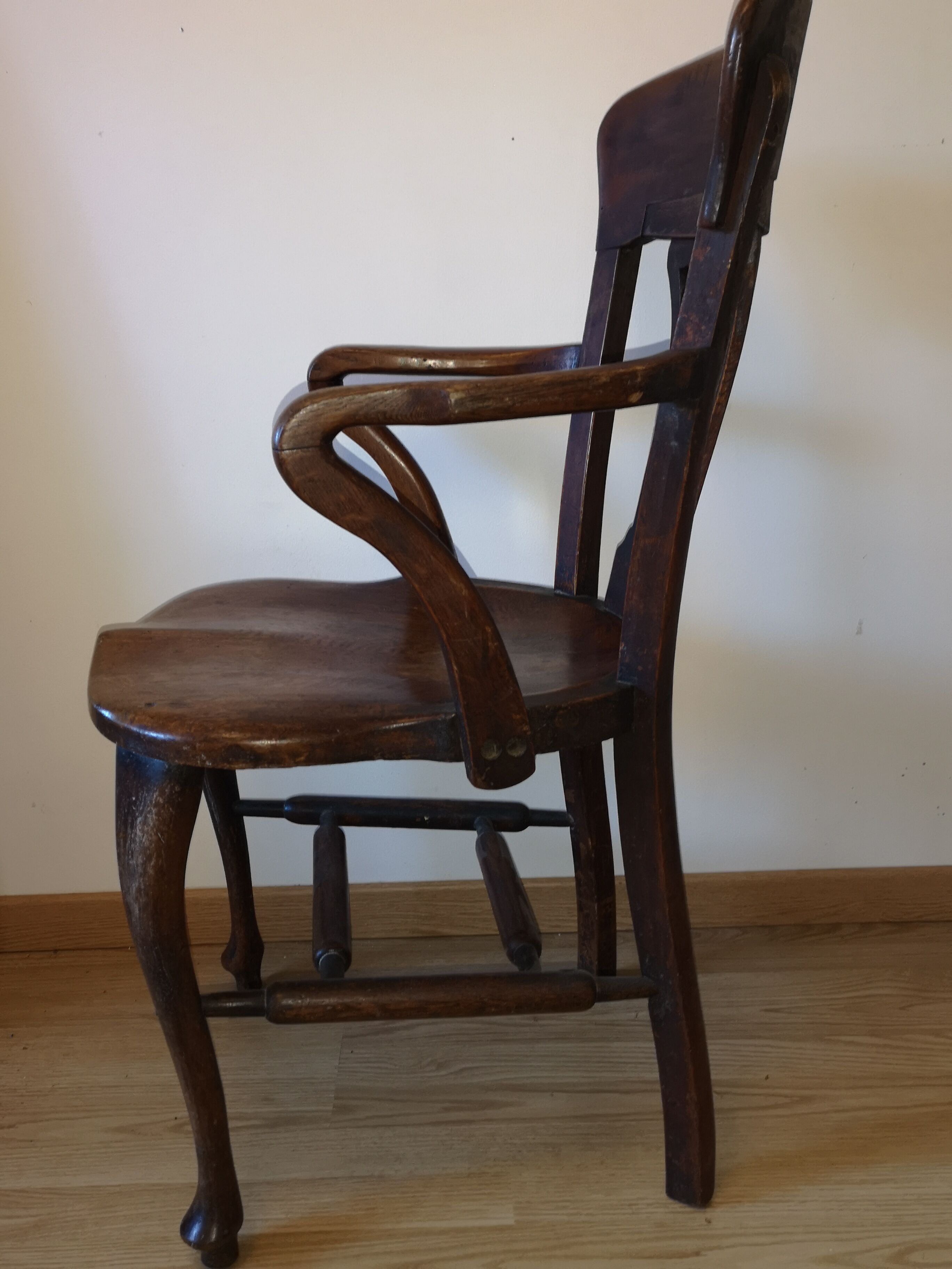Victorian English office chair (1890-1900) James Shoolbred