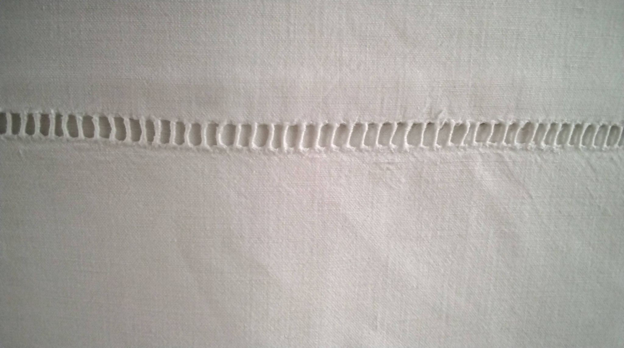 White cotton top sheet monogrammed "CQ" 2 x 3 m
