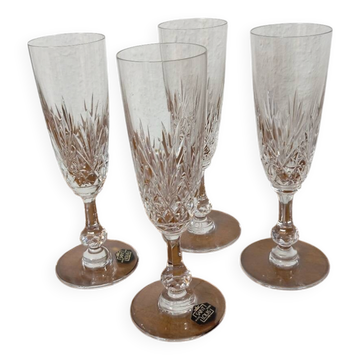 4 verres a champagne cristal de St Louis, modèle Massenet - signée