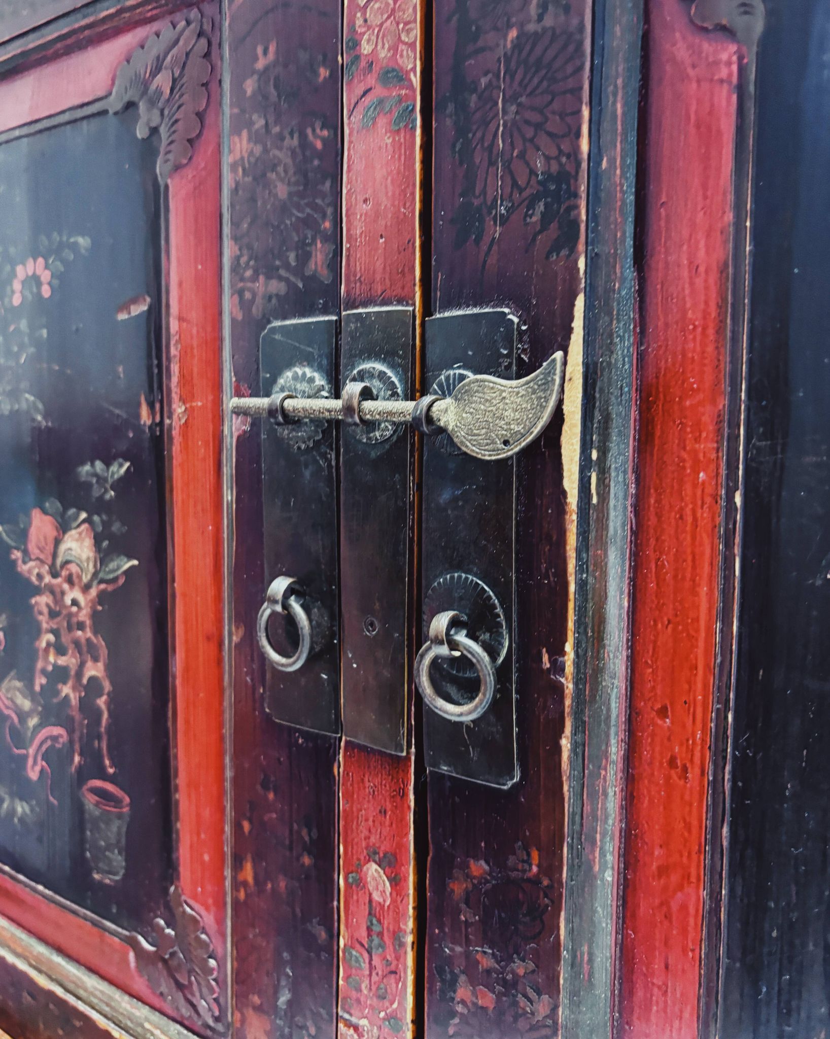 Vintage Chinese Hand-Painted Cabinet