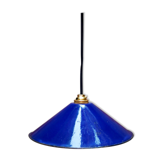 Conical industrial suspension in enamelled sheet metal