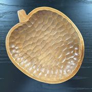 Plat creux pomme en bois