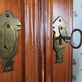 Rustic Wardrobe in Fir with Curtains