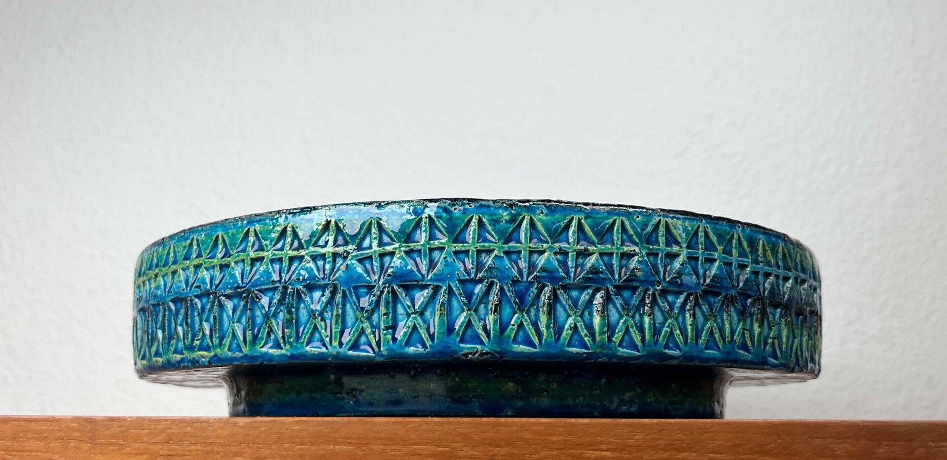 Large Mid-Century Modern Rimini Blu Pottery Bowl by Aldo Londi for Bitossi, Italy, 1960s