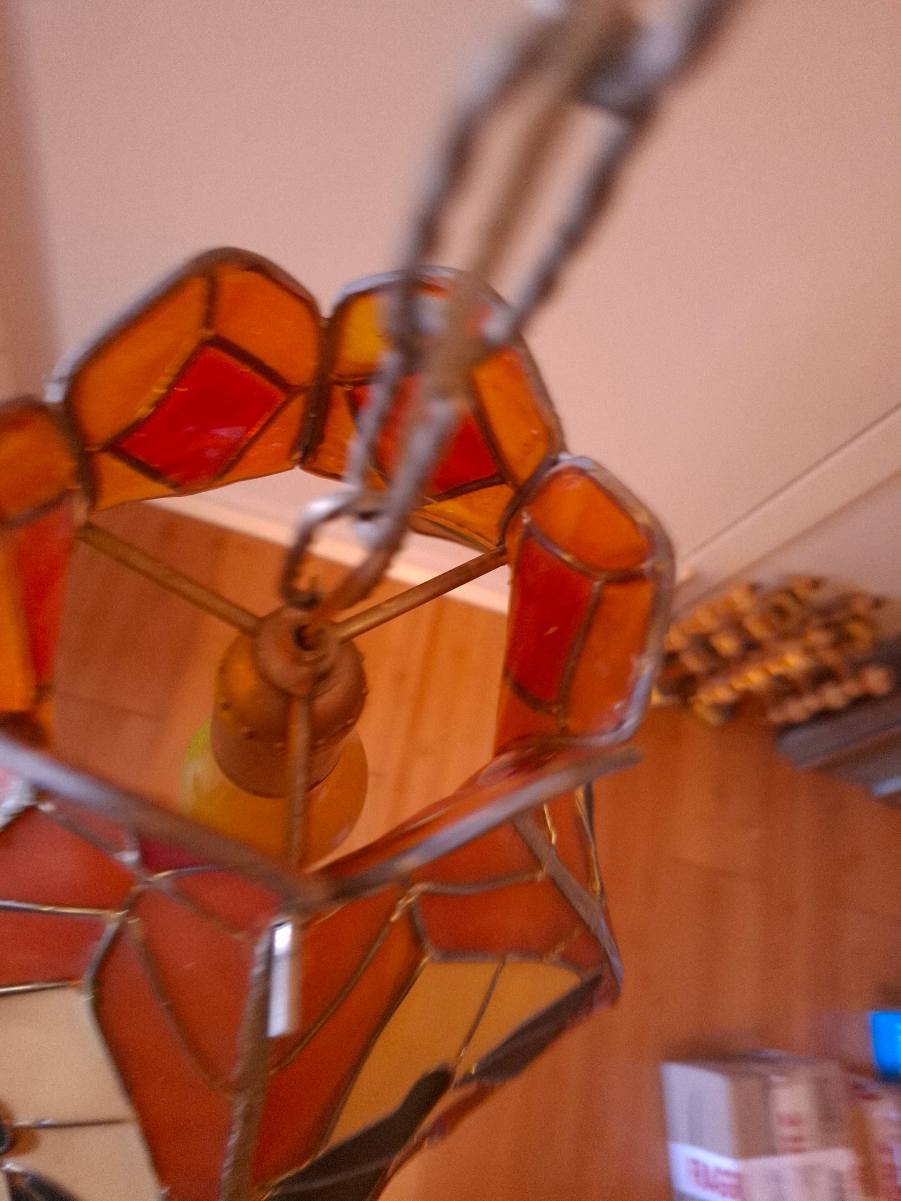 Tiffany-style stained glass pendant light