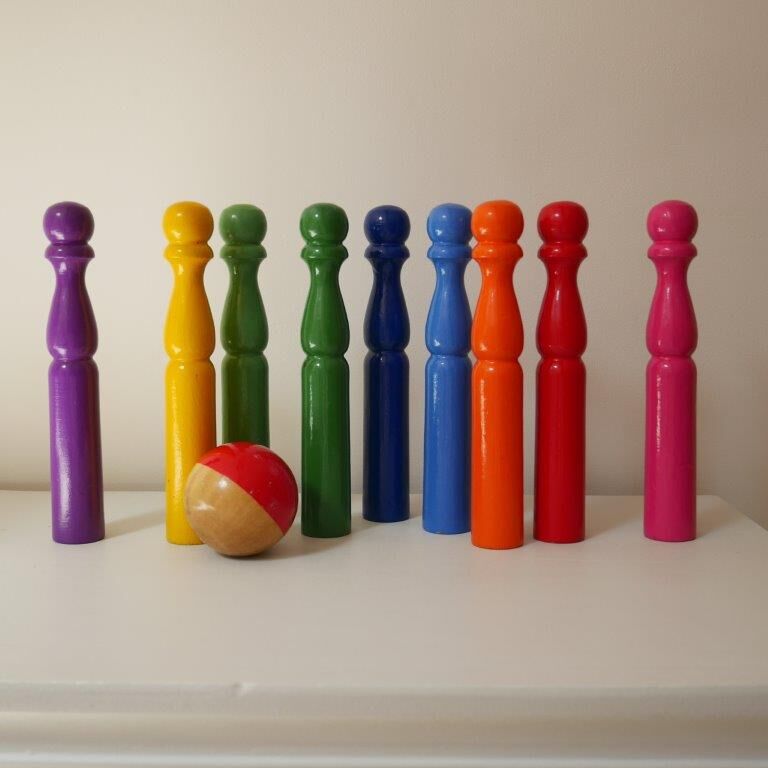 Wooden keels, rainbow color
