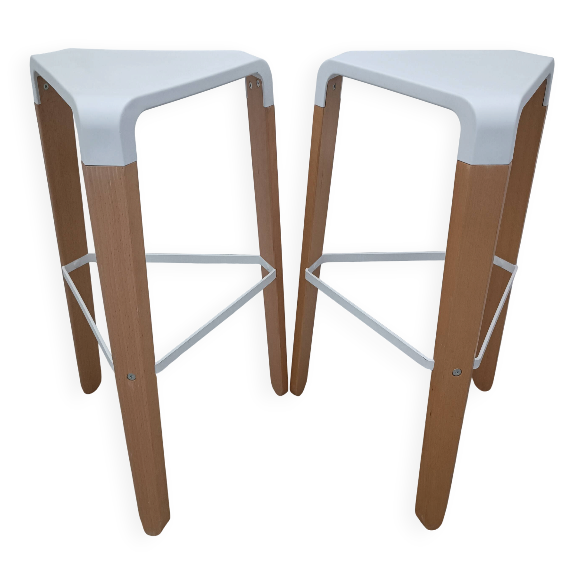 Picapau stools by Orlandini & Radice for Infiniti
