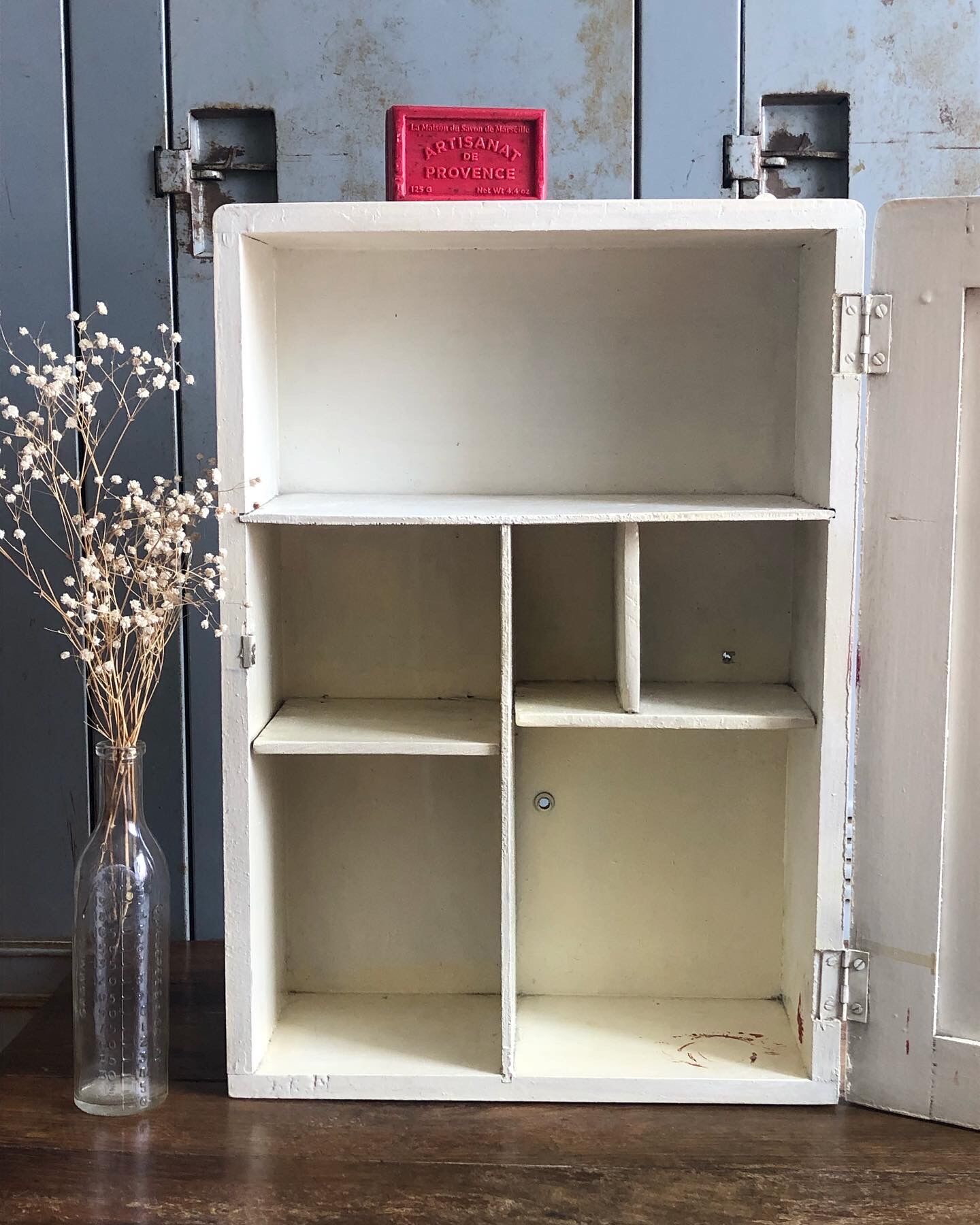 Medicine cabinet