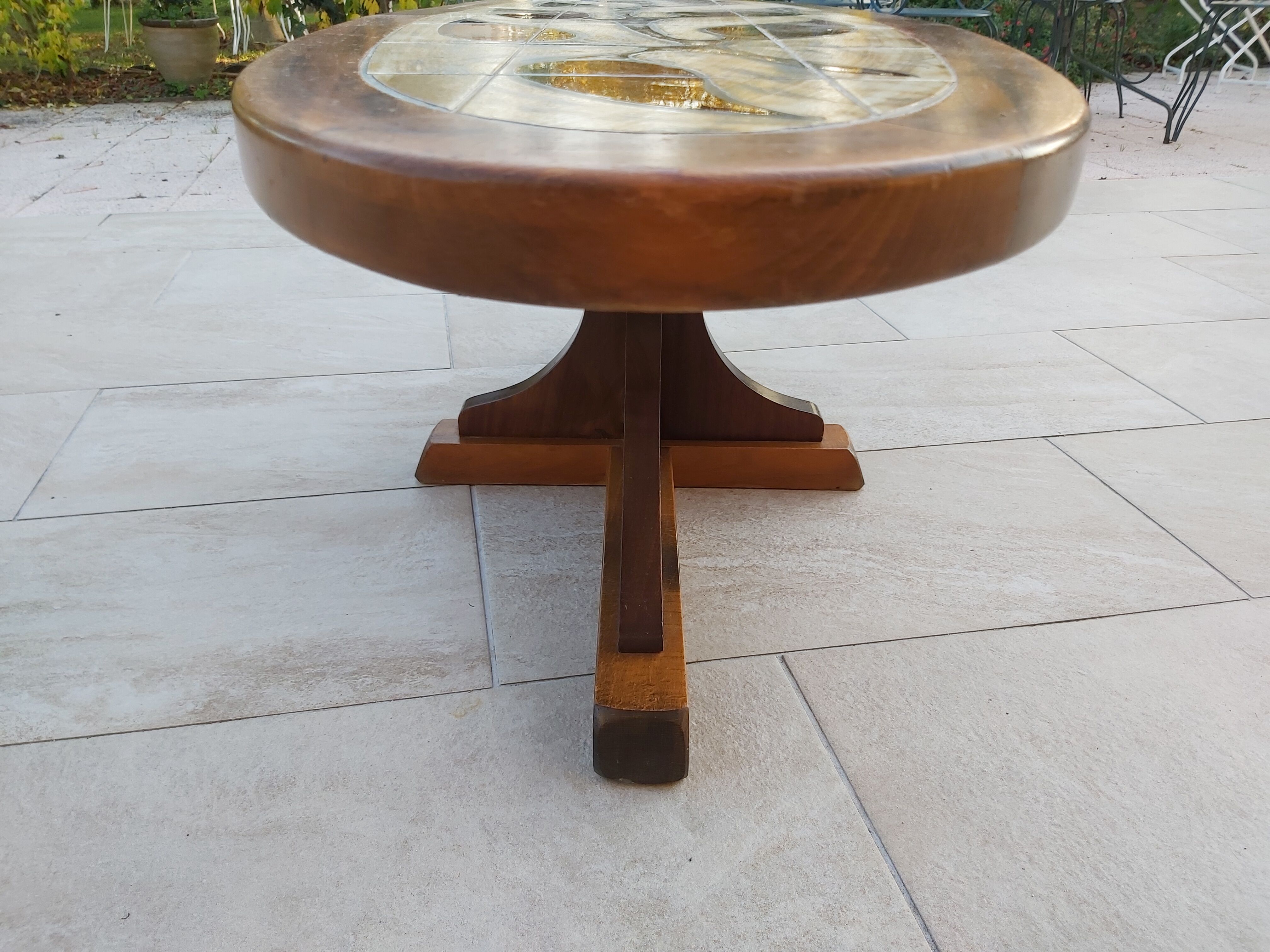 Ceramic oval coffee table signed
