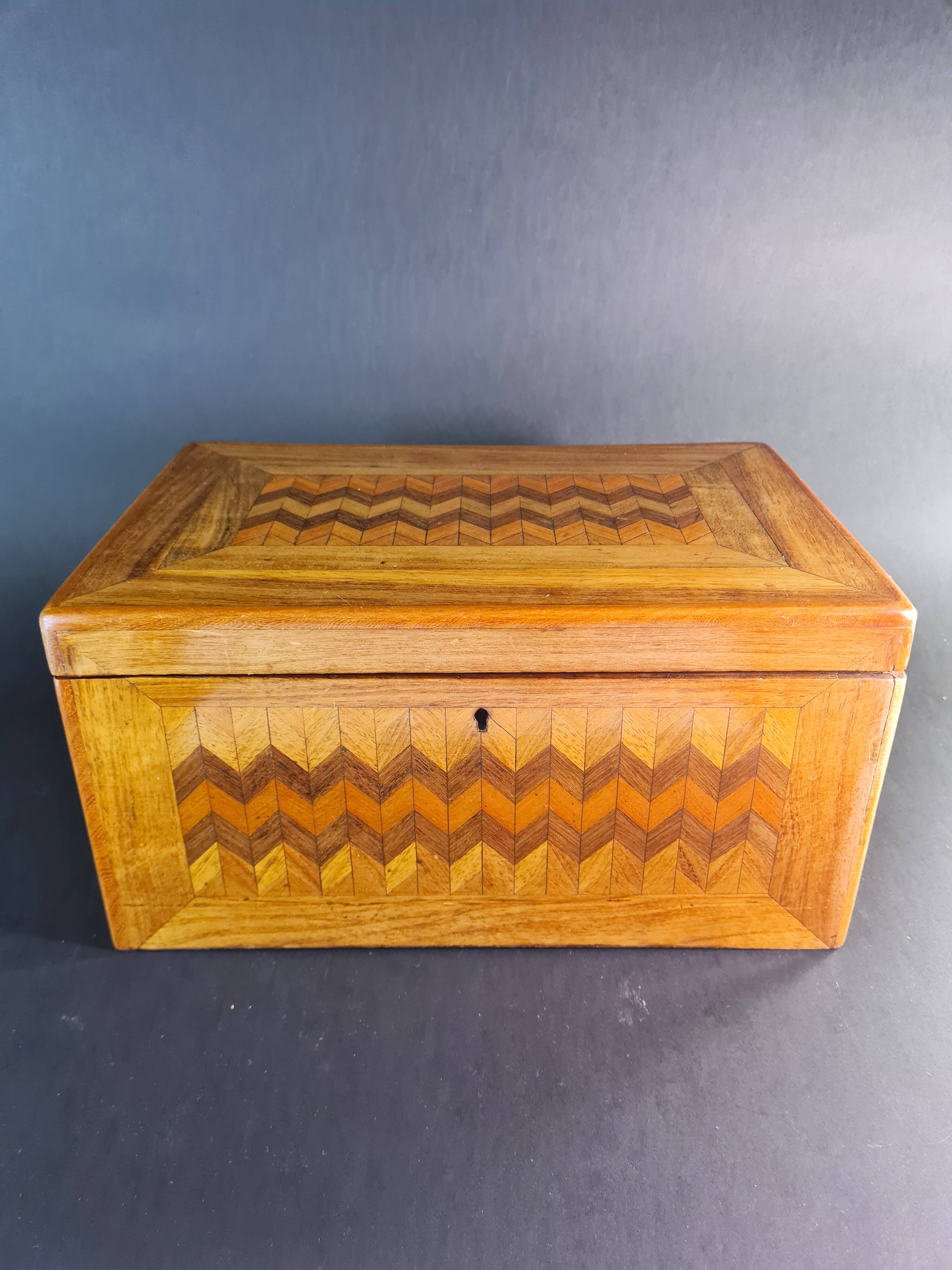 Marquetry Jewelry or Keepsake Box – Vintage Elegance in Pre-Cut Wood