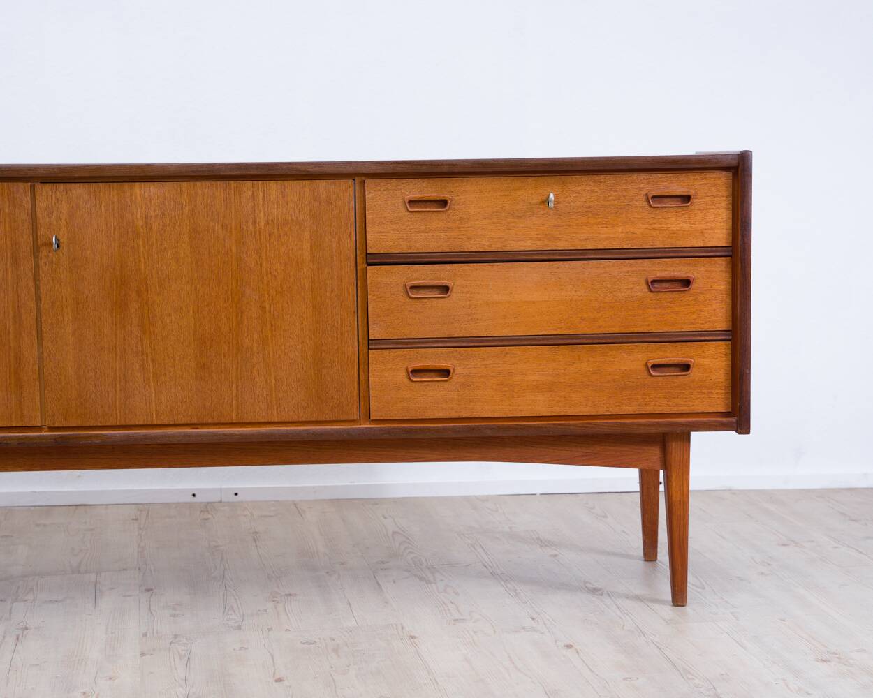 Scandinavian design teak sideboard, manufacturer Bartels.