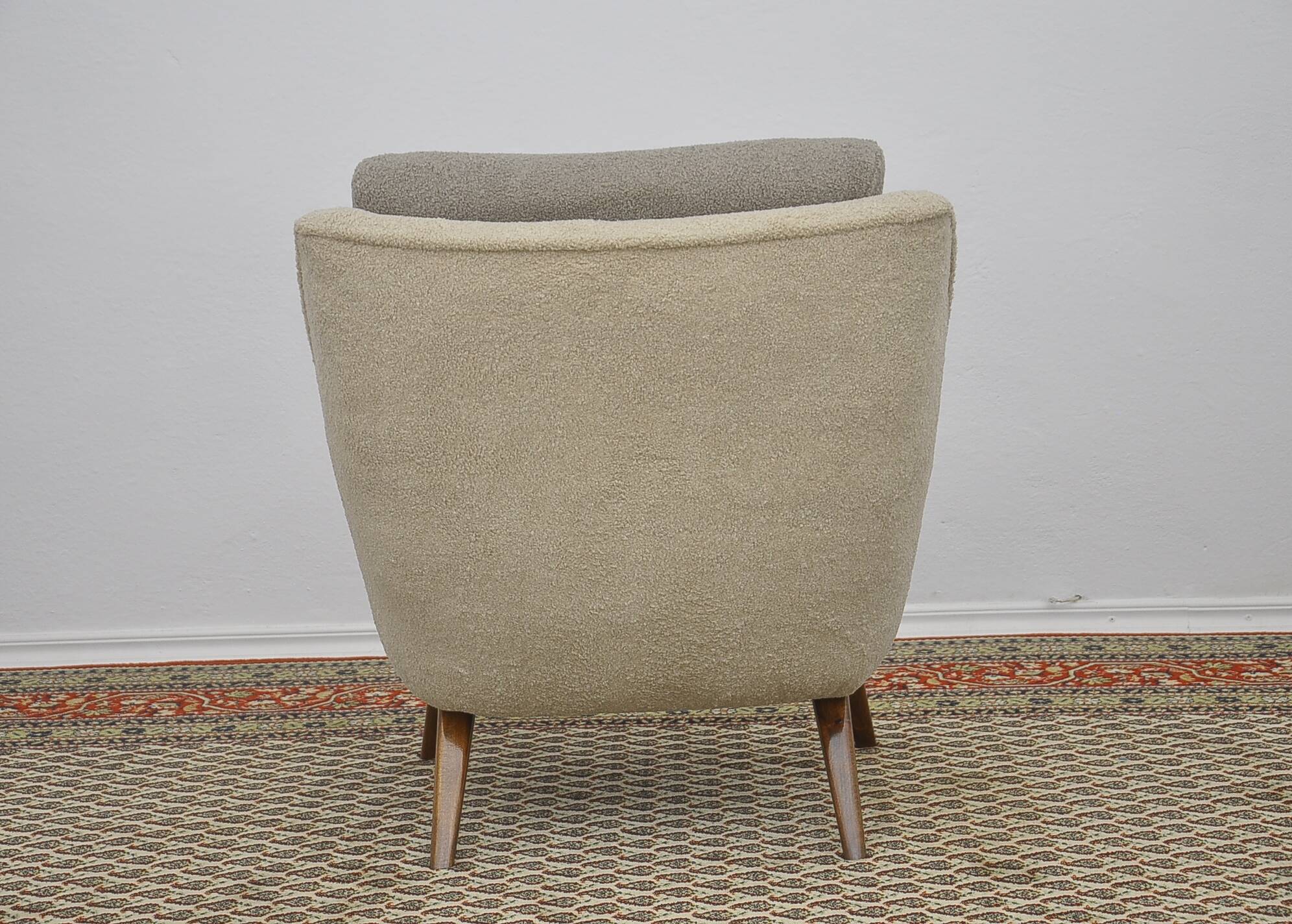 Mid-century boucle Cocktail Armchair, 1960s