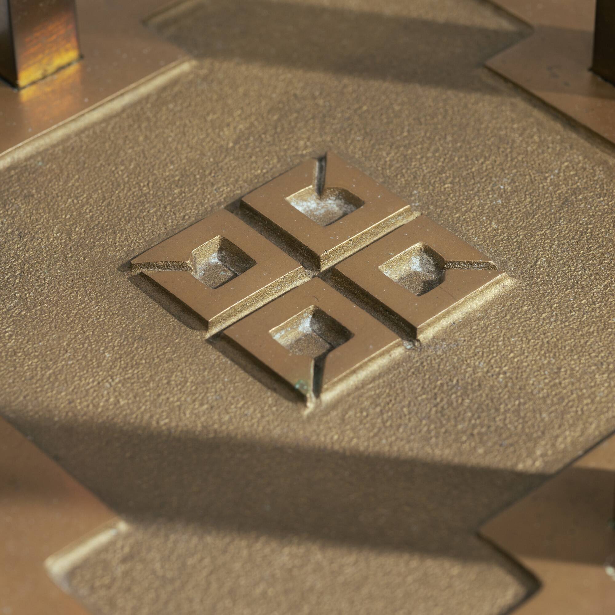 Peter Ghyczy t18 bronze cut glass sidetable, brutalist classic