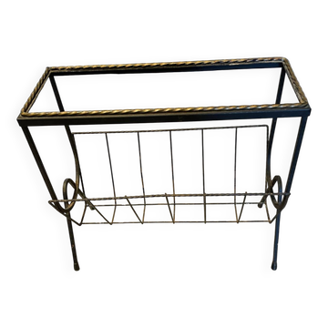 Magazine rack