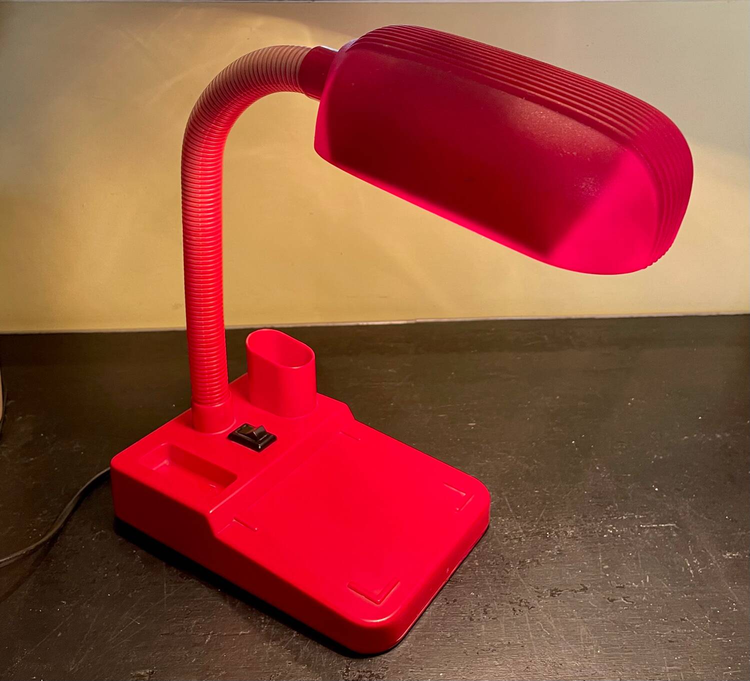 Vintage red articulated desk lamp