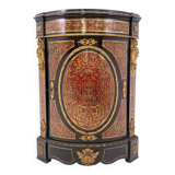 Commode d'angle ancienne, France, milieu du XIXe siècle.