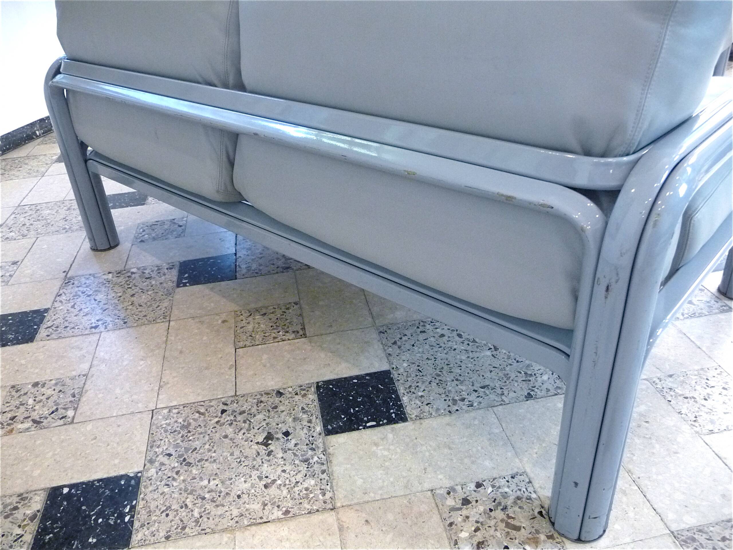 Two-Seater Leather and Steel Lounge Sofas by Gae Aulenti for Knoll International, 1970s, Set of 2