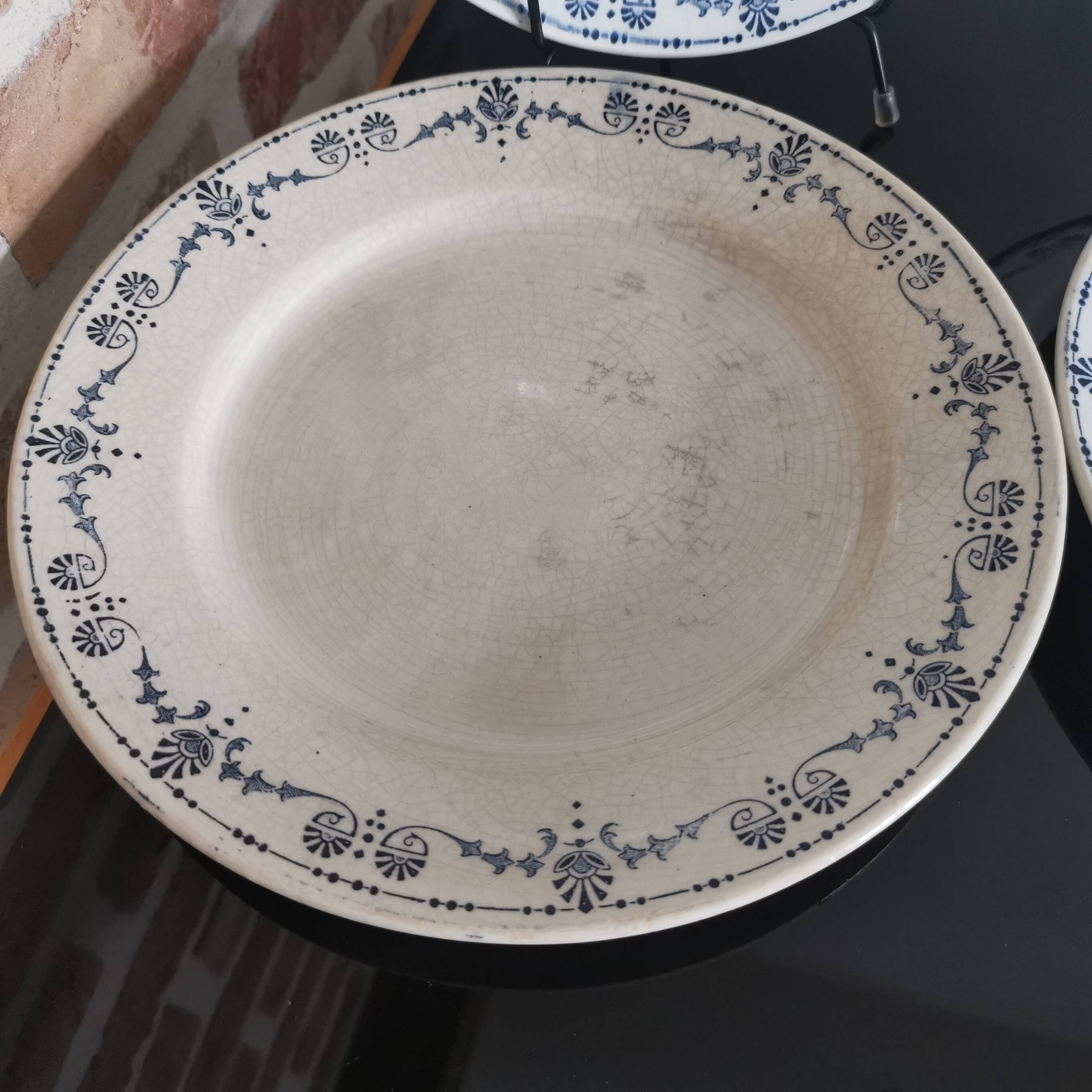 Old "Etruscan" flat plates in opaque porcelain from Gien Terre de Fer