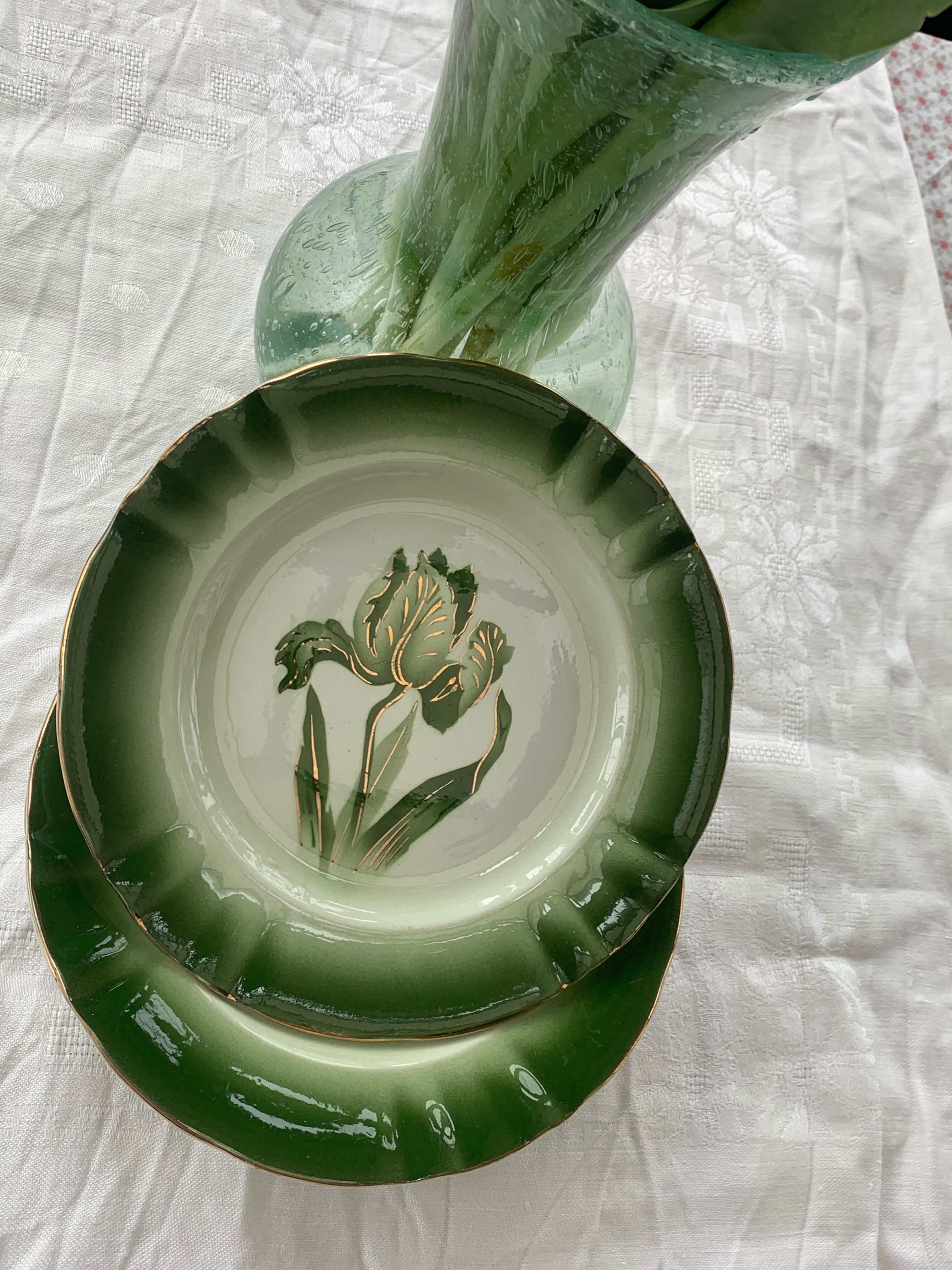 6 flat plates tulip pattern, longwy. Art deco