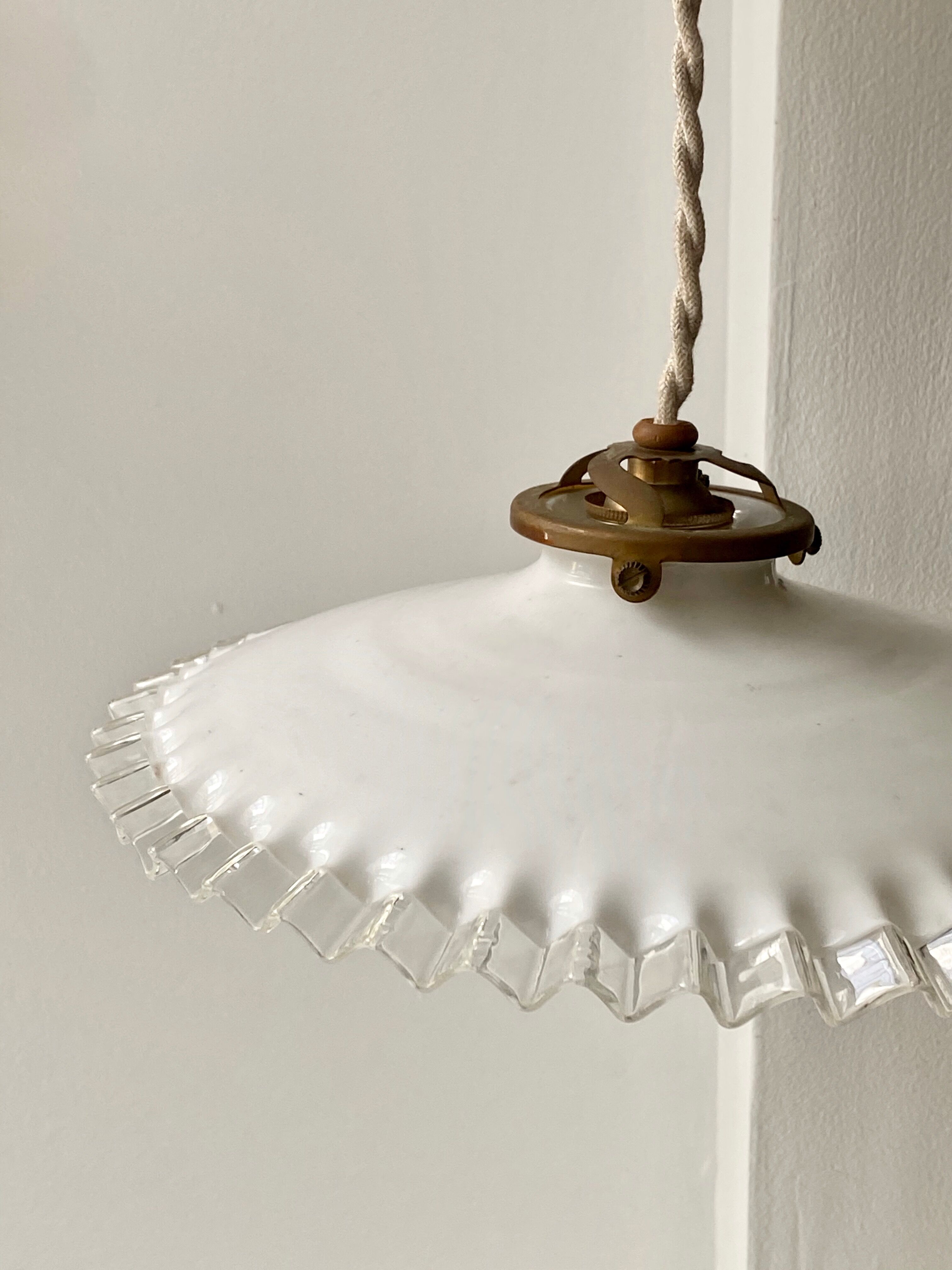 Opaline pendant lamp