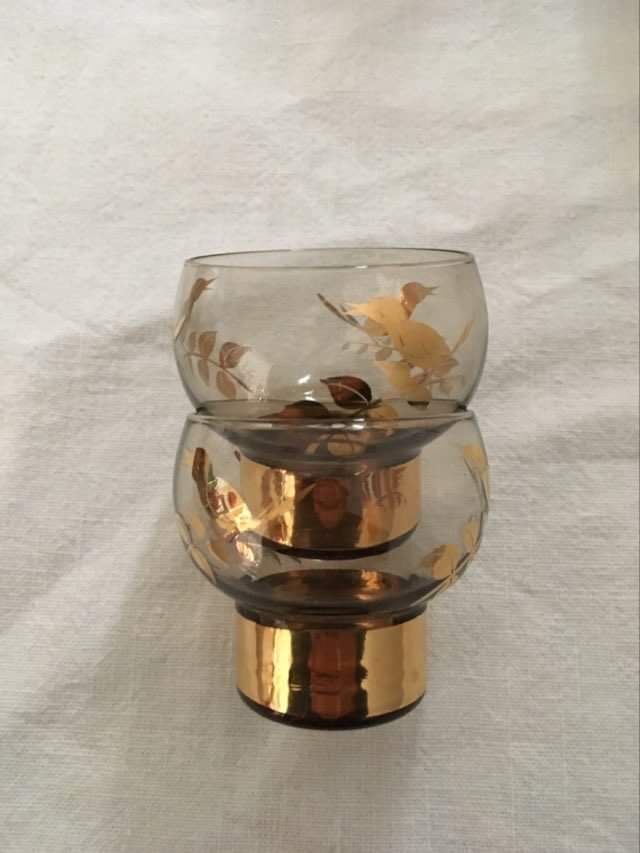 Art Deco liquor service.