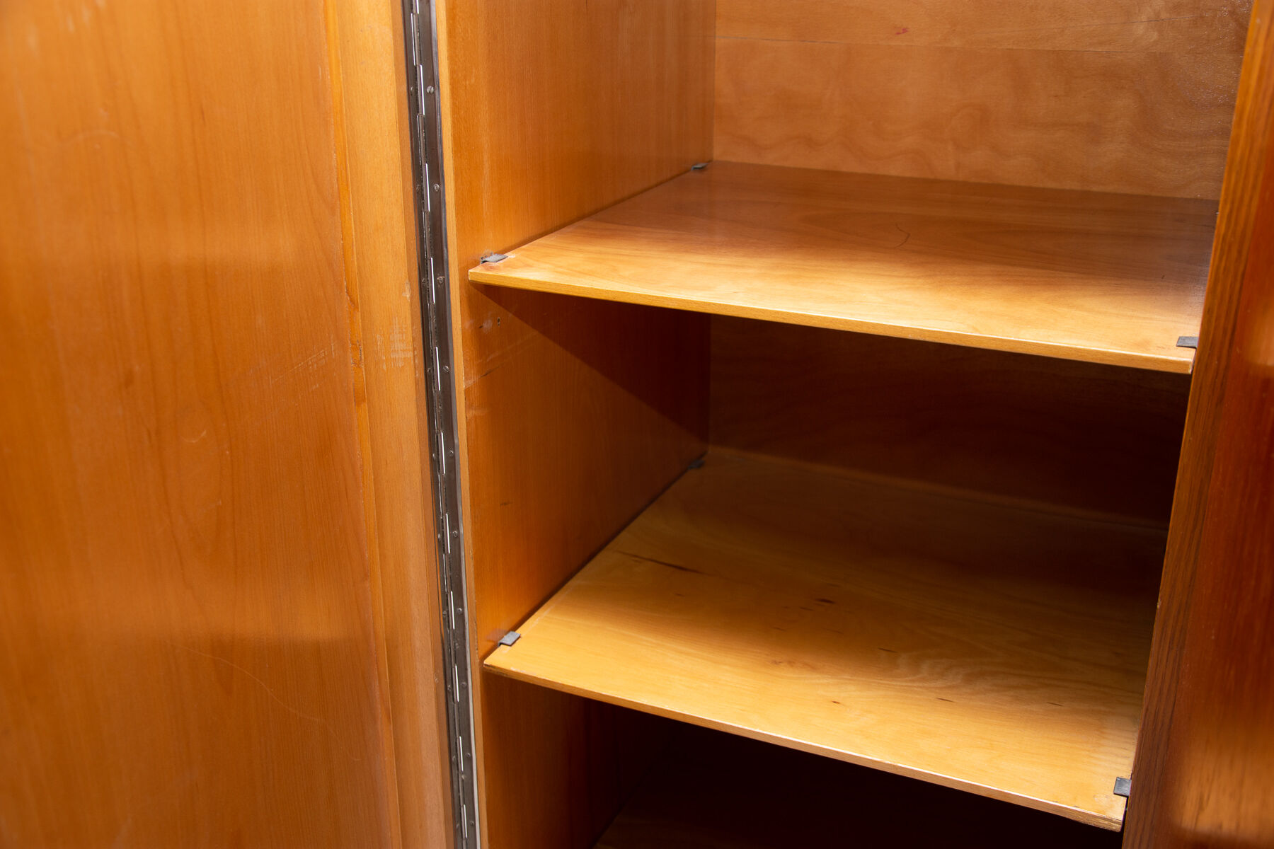 Armoire Bauhaus par Vichr & spol, années 1930, Bohême