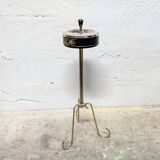 Tripod standing ashtray