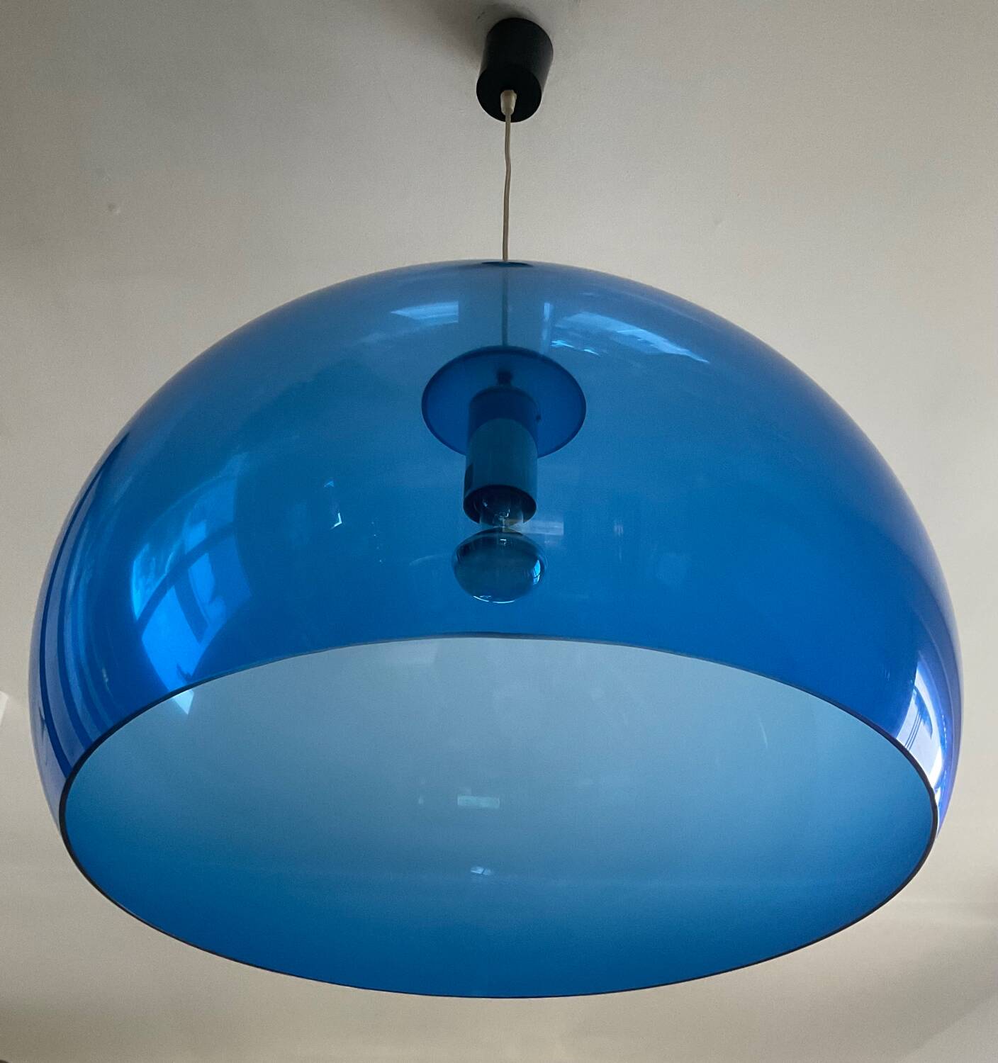 Suspension Kartell par Ferrucio Laviani