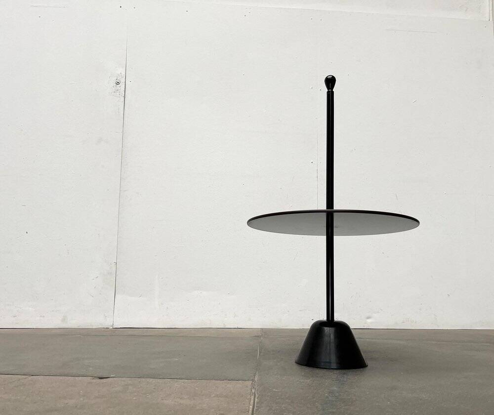 Postmodern vintage side table model Servomuto by Achille Castiglioni for Zanotta, 1970s.