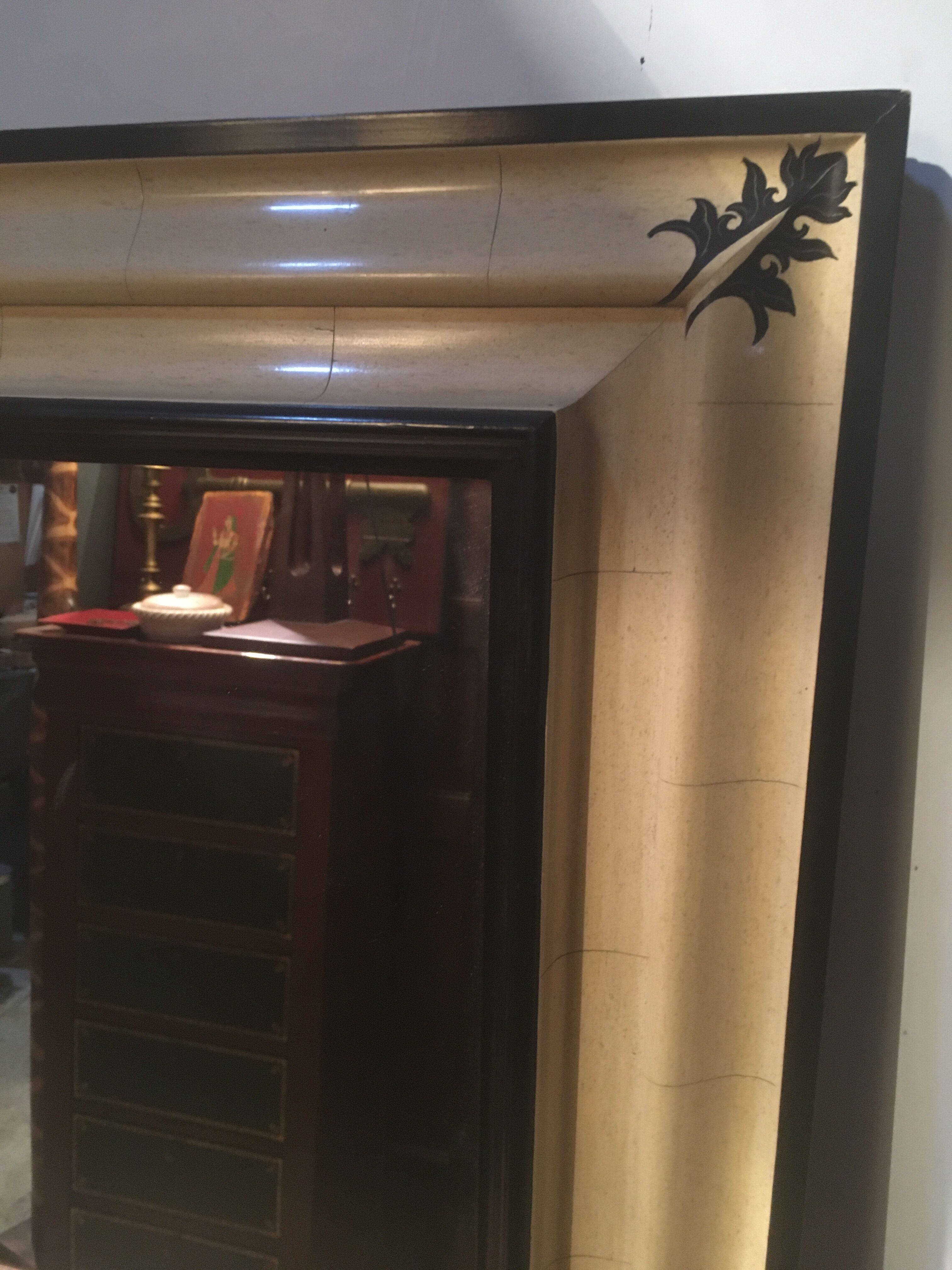 Black and off-white mirror 79x69cm