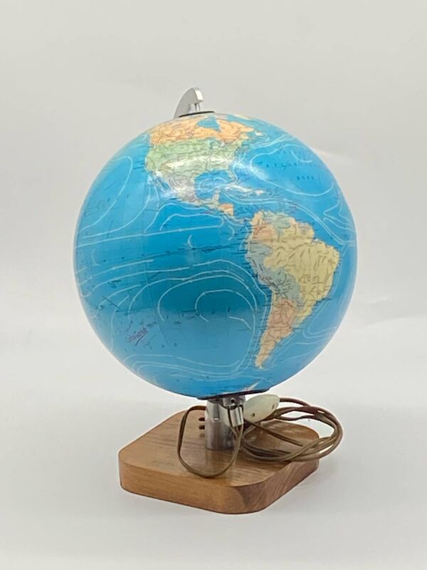 Globe terrestre lumineux vintage / Taride / 1979