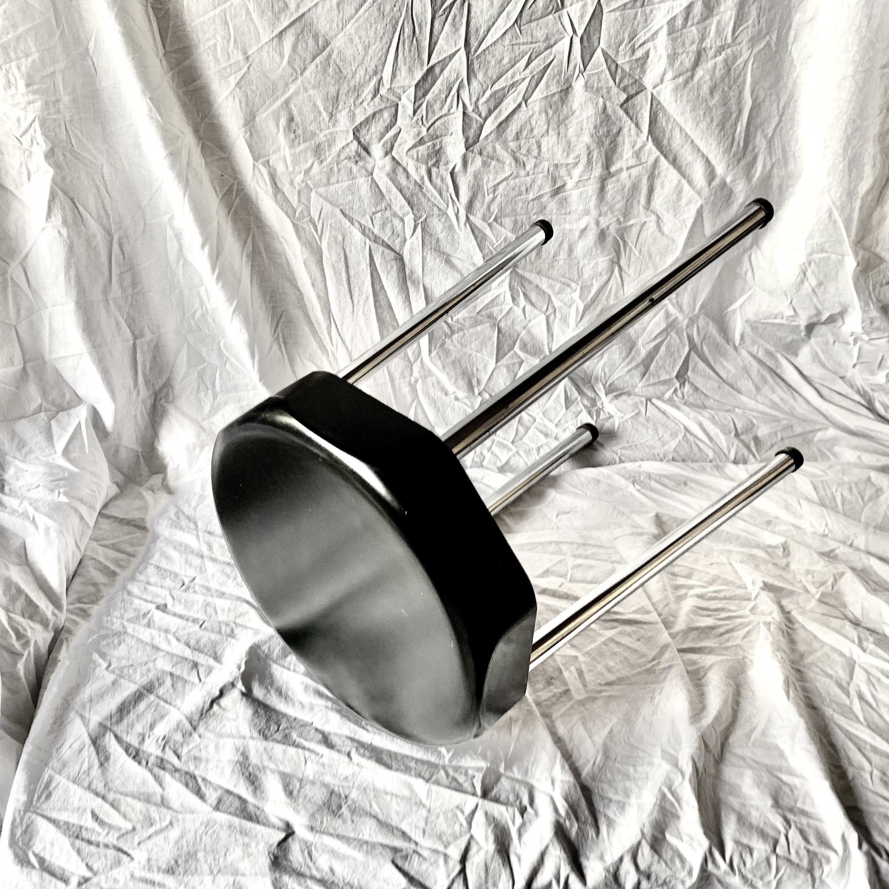 Vintage stool in black Bakelite and chrome metal Supra Luxe
