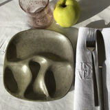 6 green beige compartmentalized plates