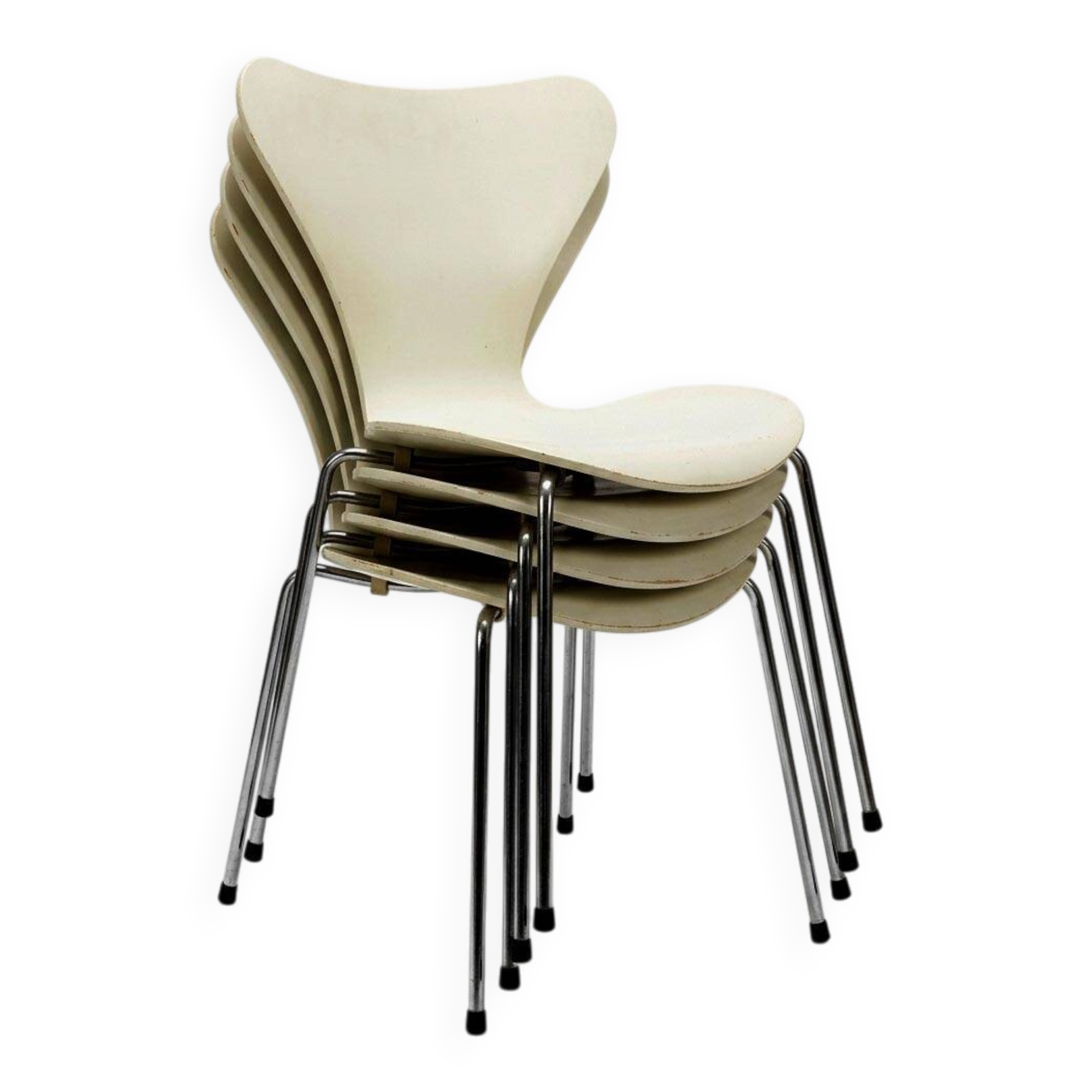 4 chaises danoises par Arne Jacobsen