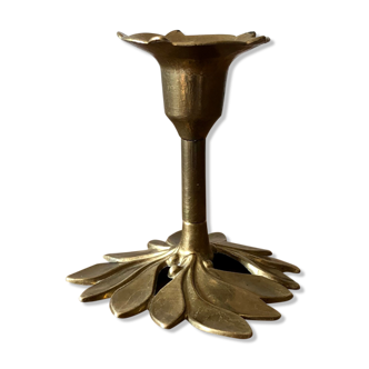 Flower candle holder