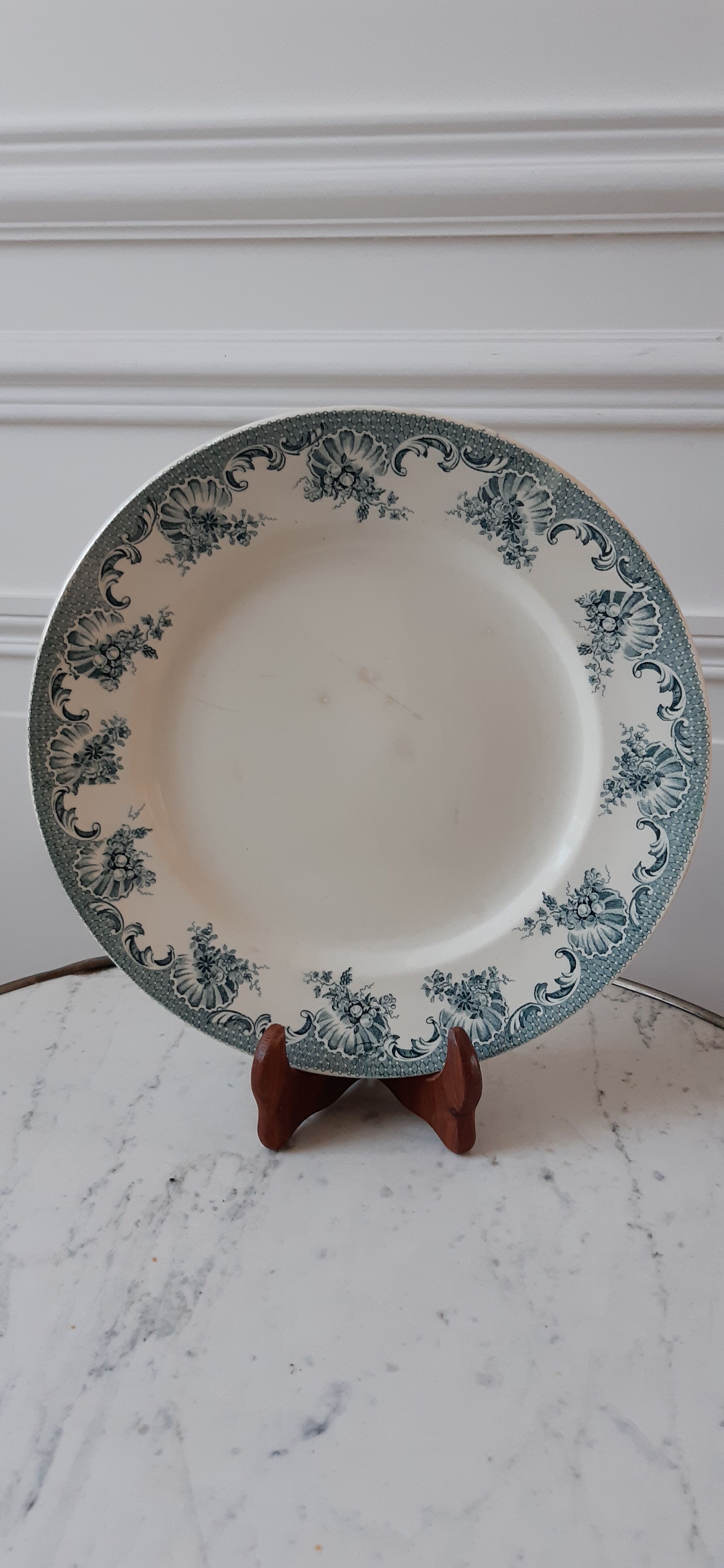 Round dish Terre de Fer Saint-Amand La Vallière XIXth