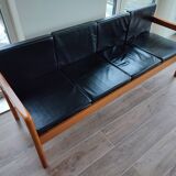 Scandinavian sofa 4 places in leather and cherry wood