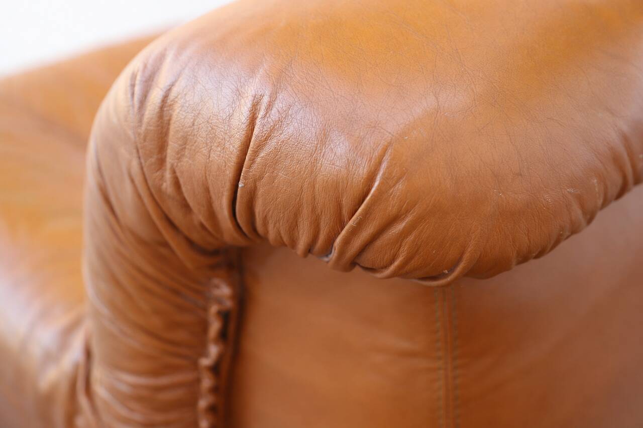 1970’s Vintage cognac leather lounge chairs ‘Giusy’ from Neoflex, Italy