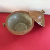 Soup tureen in sandstone