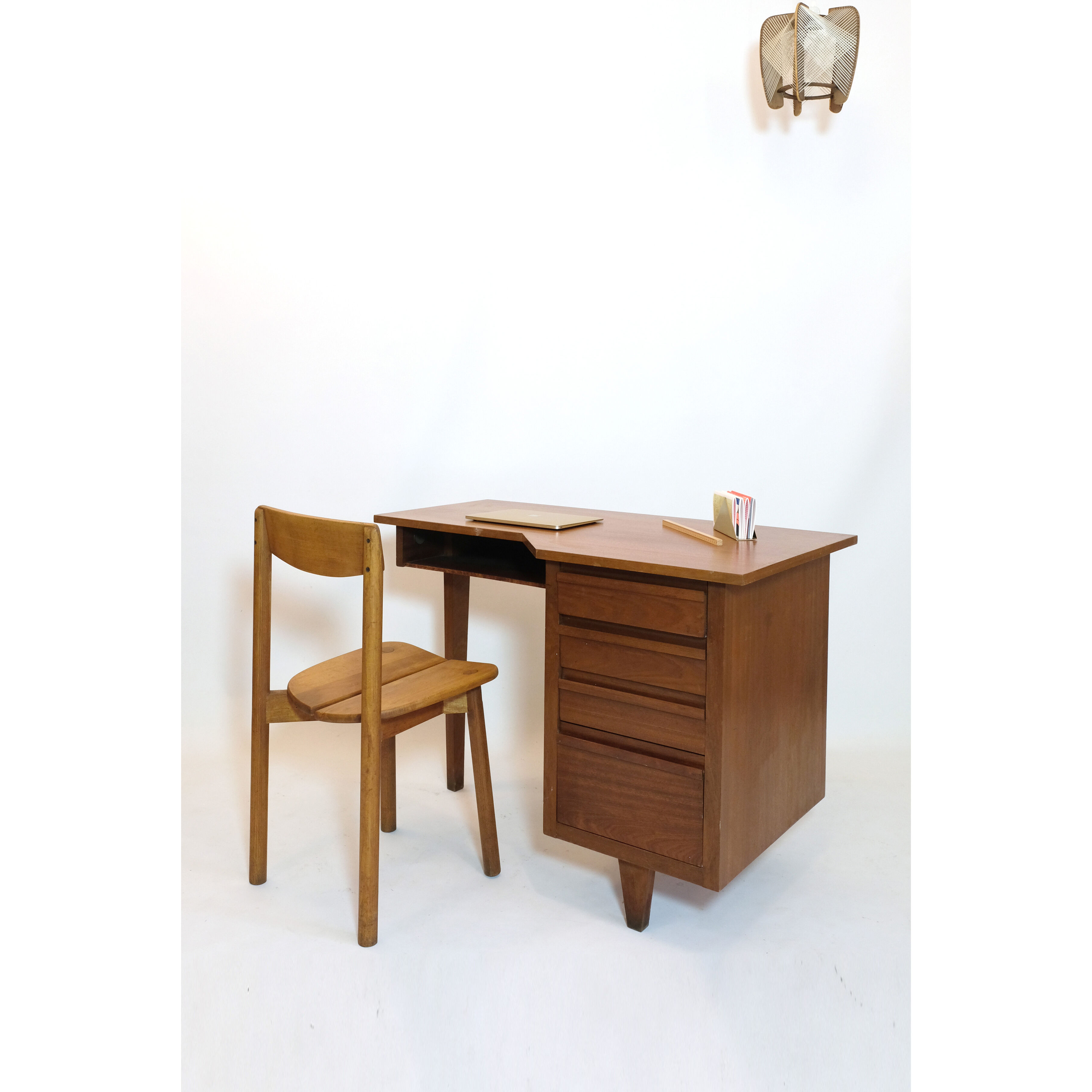 Office tripod of the 50