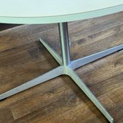 Table basse de fritz hansen pour jacobsen
