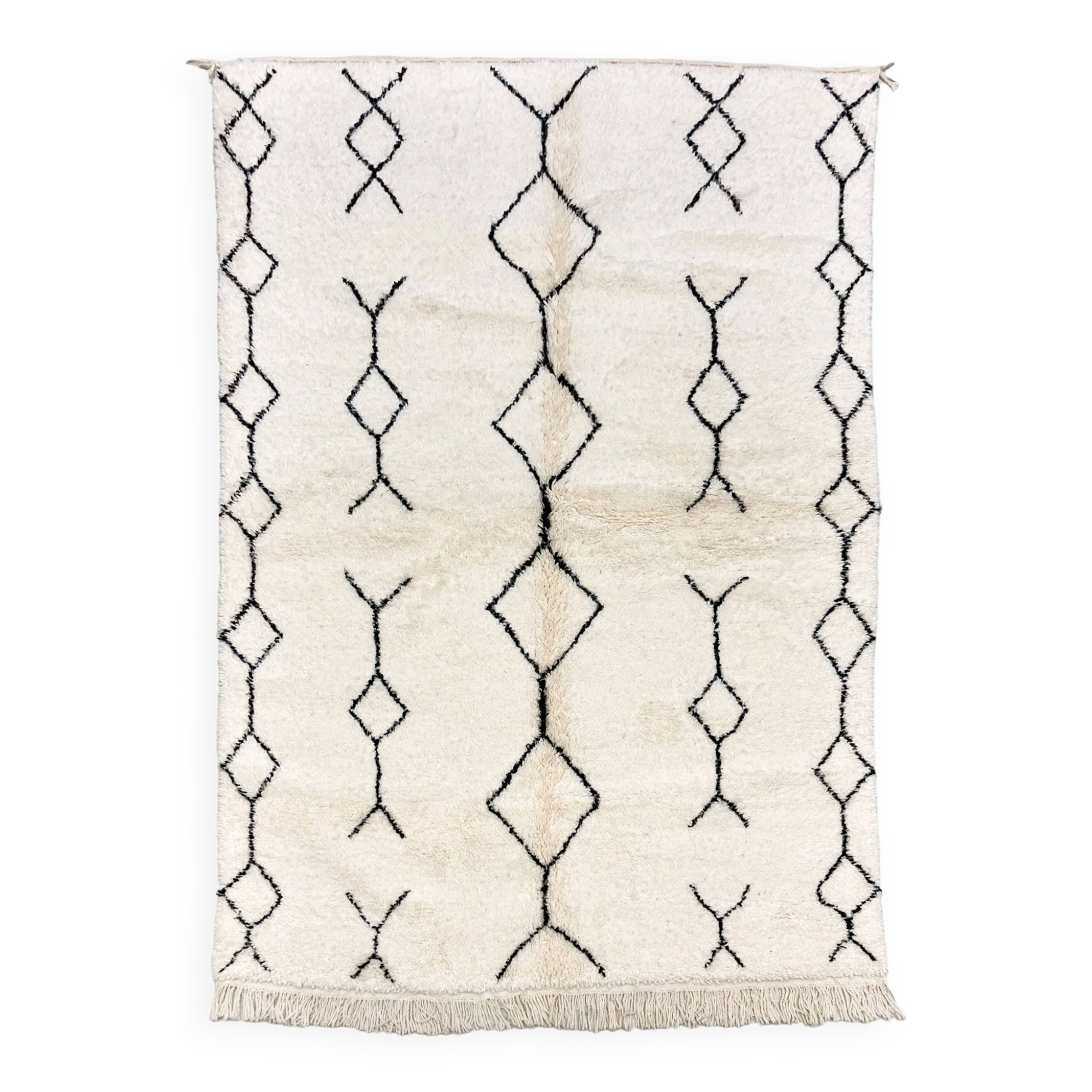 Moroccan Berber carpet Beni Ouarain with black patterns 2.60x1.60m