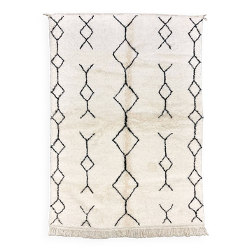 Tapis berbère marocain Beni Ouarain à motifs noirs 2,60x1,60m